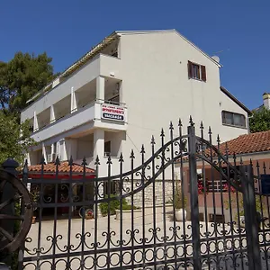  Apartman Ban